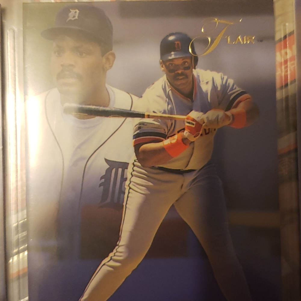 Baseball cards. - Picture 4 of 4